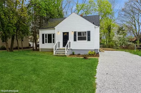 626 Greenwood Ave, Akron, OH 44320