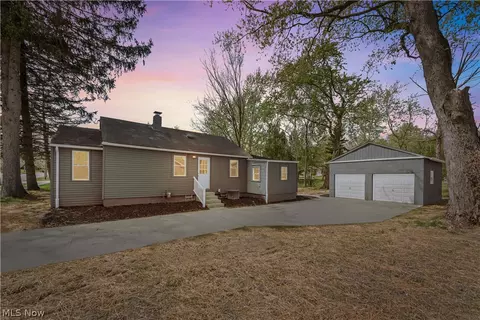 1987 Case St, Twinsburg, OH 44087