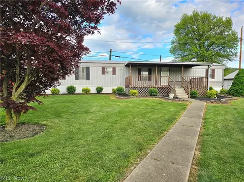 2330 S 6th St, Coshocton, OH 43812