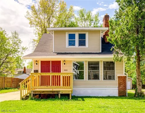 1000 Whittier Ave, Akron, OH 44320