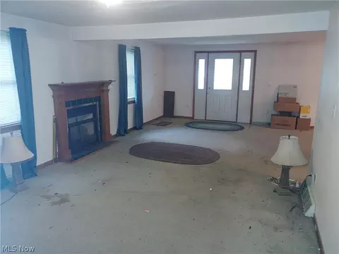210 Hemlock St, Dover, OH 44622 photo 12