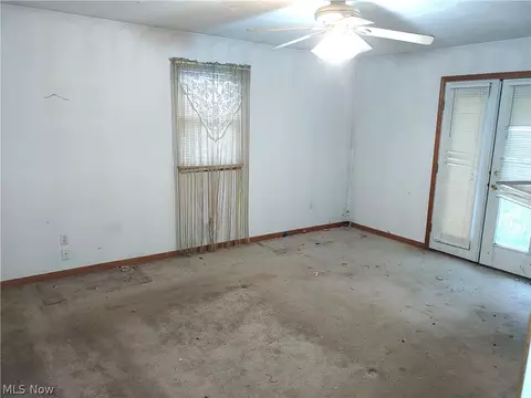 210 Hemlock St, Dover, OH 44622 photo 16