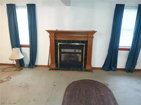 210 Hemlock St, Dover, OH 44622 photo 11