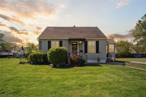 1906 Leavitt Rd, Lorain, OH 44052