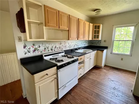 229 Main St, Lowell, OH 45744 photo 12