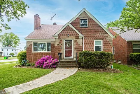 444 E 264th St, Euclid, OH 44132