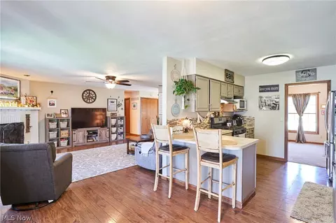 Kitchen - 1409 Warrick Dr, Ashtabula, OH 44004 photo 1 of 4