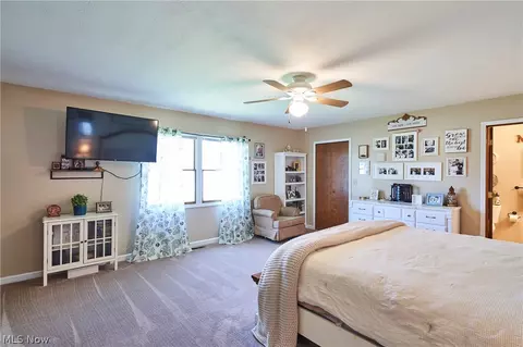 Bedroom - 1409 Warrick Dr, Ashtabula, OH 44004 photo 4 of 5