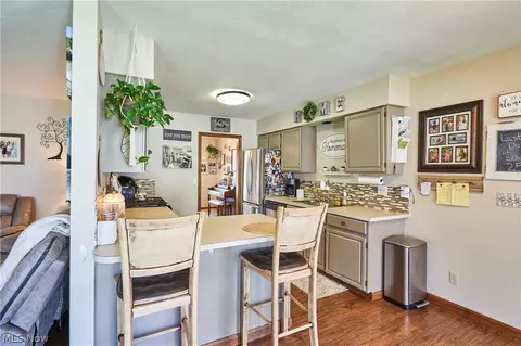Kitchen - 1409 Warrick Dr, Ashtabula, OH 44004 photo 2 of 4