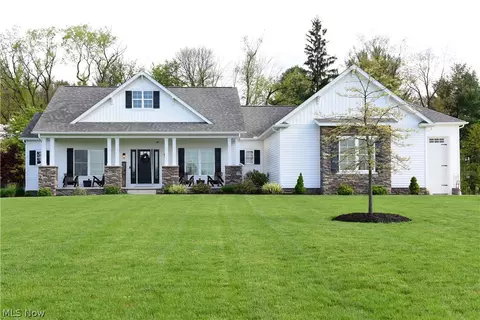 1269 Bolich Dr, Wadsworth, OH 44281