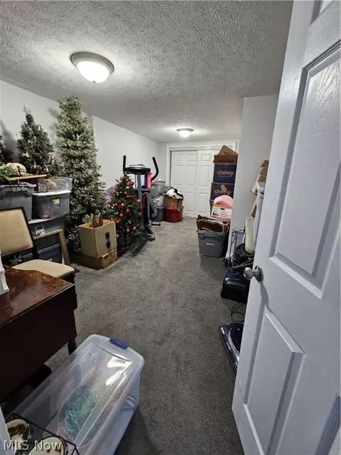 Entry Way - 307 Fourth St, Beverly, OH 45715 photo 2 of 3