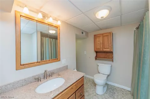 Bath - 438 E Sprague Rd, Broadview Heights, OH 44147 photo 4 of 4