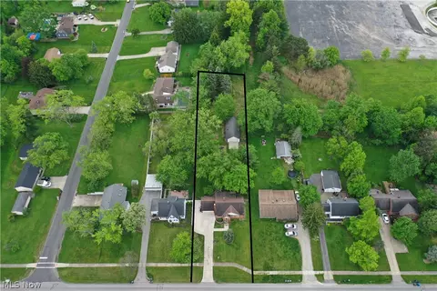 View/Area - 438 E Sprague Rd, Broadview Heights, OH 44147 photo 2 of 2