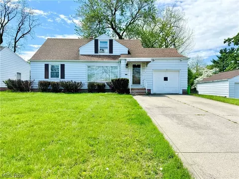 370 S Green Rd, South Euclid, OH 44121