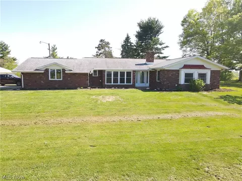 54790 Winding Hill Rd, Bellaire, OH 43906