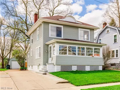 536 Grove Ave, Cuyahoga Falls, OH 44221