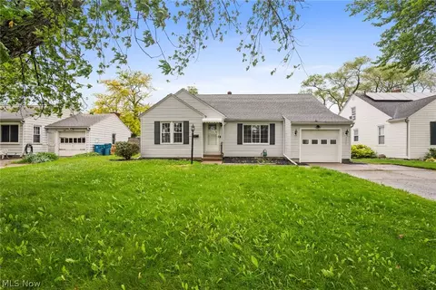 2259 N Jefferson Blvd, Lorain, OH 44052