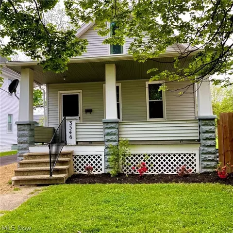 3346 W 97th St, Cleveland, OH 44102