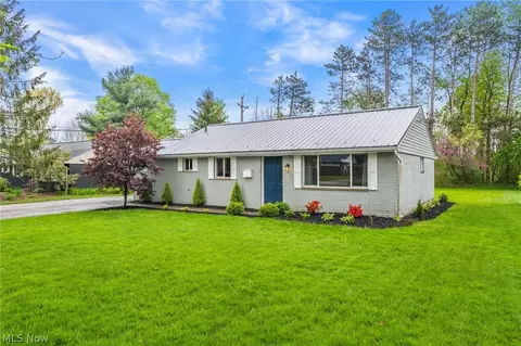 311 Irma Dr, Chardon, OH 44024