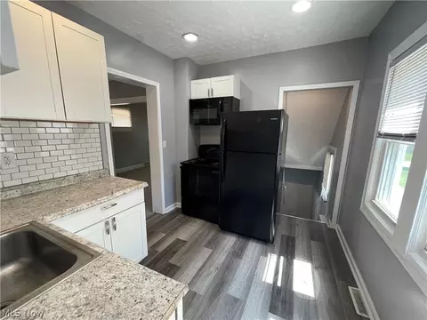 Kitchen - 5214 Stanley Ave, Maple Heights, OH 44137 photo 2 of 2