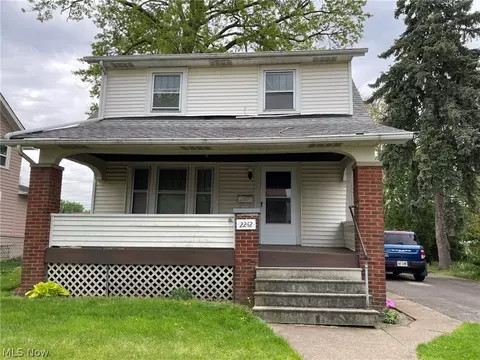 2242 E 33rd St, Lorain, OH 44055