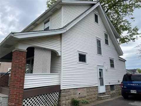 Other - 2242 E 33rd St, Lorain, OH 44055 photo 2 of 10