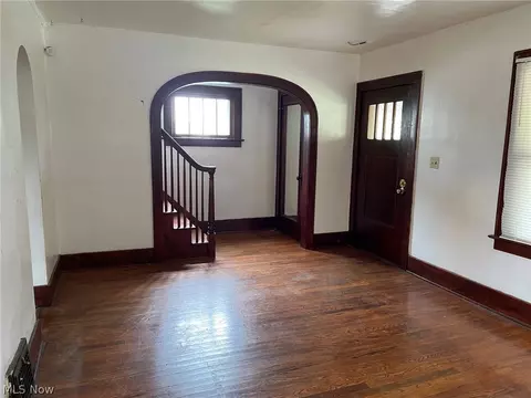 Living - 2242 E 33rd St, Lorain, OH 44055 photo 7 of 7