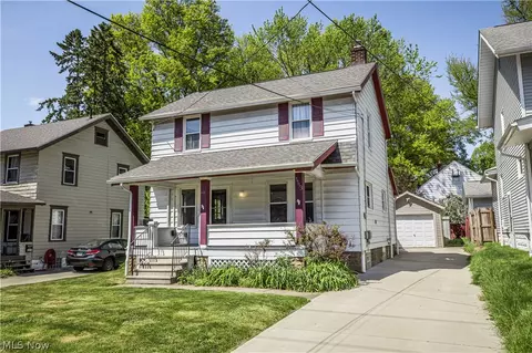 1113 Sackett Ave, Cuyahoga Falls, OH 44223