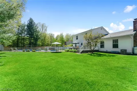 Exterior - 609 Cathy Ann Dr, Boardman, OH 44512 photo 12 of 14