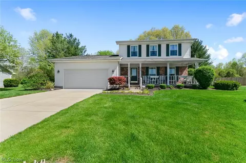 Exterior - 609 Cathy Ann Dr, Boardman, OH 44512 photo 2 of 14