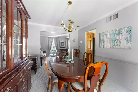 Dining - 609 Cathy Ann Dr, Boardman, OH 44512 photo 2 of 3