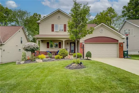 49 Filly Ln, Northfield, OH 44067