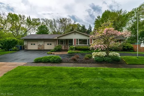 308 Cummings Dr, Painesville, OH 44077