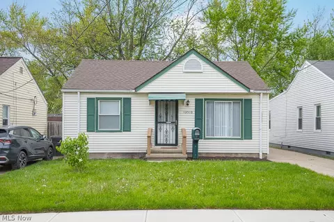 13510 Carrington Ave, Cleveland, OH 44135