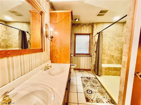 206 Fair Ave, Middlebourne, WV 26149 photo 10