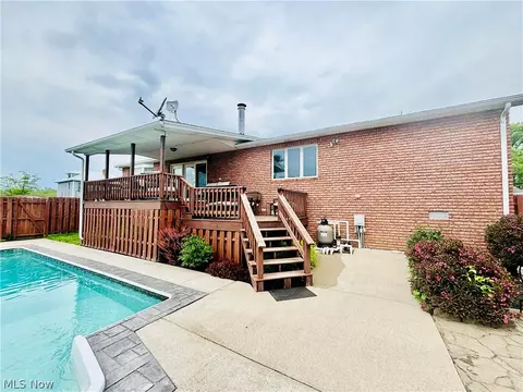 206 Fair Ave, Middlebourne, WV 26149 photo 5