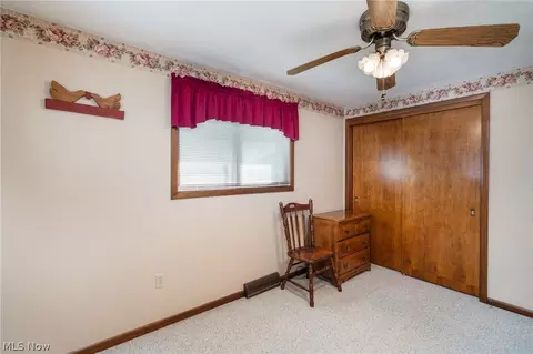 Bedroom - 2201 Mark Dr, Lorain, OH 44052 photo 4 of 4