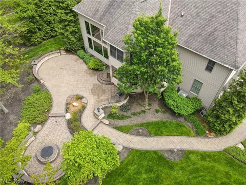 37205 Halton Ct, Solon, OH 44139 photo 43
