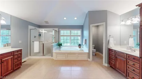 37205 Halton Ct, Solon, OH 44139 photo 21