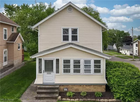 62 Selden Ave, Akron, OH 44301