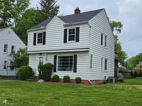 22530 Westwood Rd, Fairview Park, OH 44126