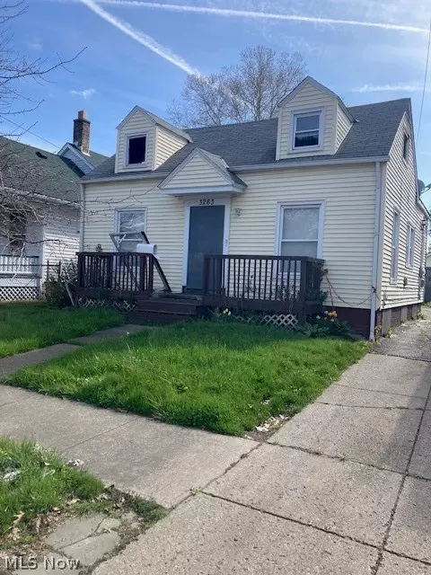 3263 W 56th St, Cleveland, OH 44102