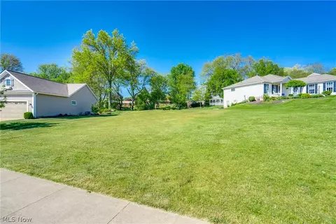 V/l Rapid Falls Street Nw, Massillon, OH 44647