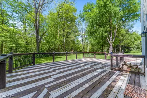 Exterior - 4580 Brookwood Rd, Boardman, OH 44512 photo 4 of 17