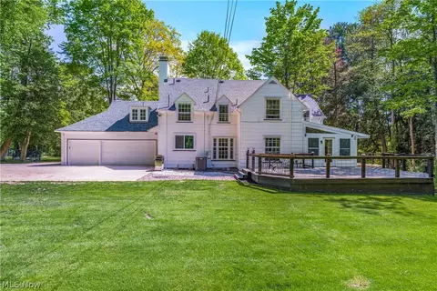 Exterior - 4580 Brookwood Rd, Boardman, OH 44512 photo 7 of 17