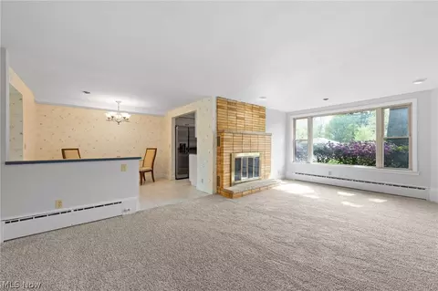 8106 Middlesex Rd, Mentor, OH 44060 photo 6