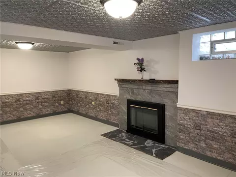 471 Molane Ave, Akron, OH 44313 photo 20