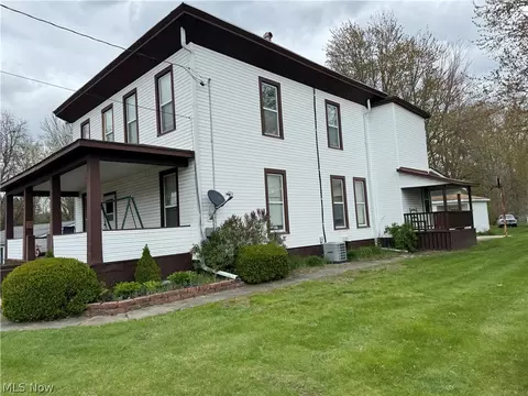 75 Chestnut St, Geneva, OH 44041