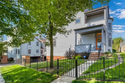 1341 W 54th St, Cleveland, OH 44102