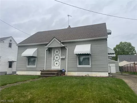 759 N Firestone Blvd, Akron, OH 44306